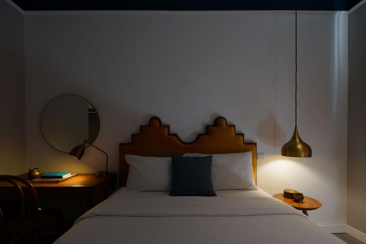 The Folk Hotel Kejayan Bagian luar foto