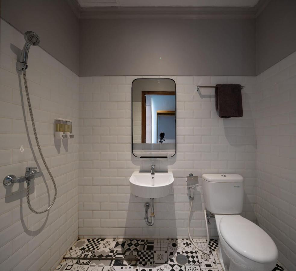 The Folk Hotel Kejayan Bagian luar foto