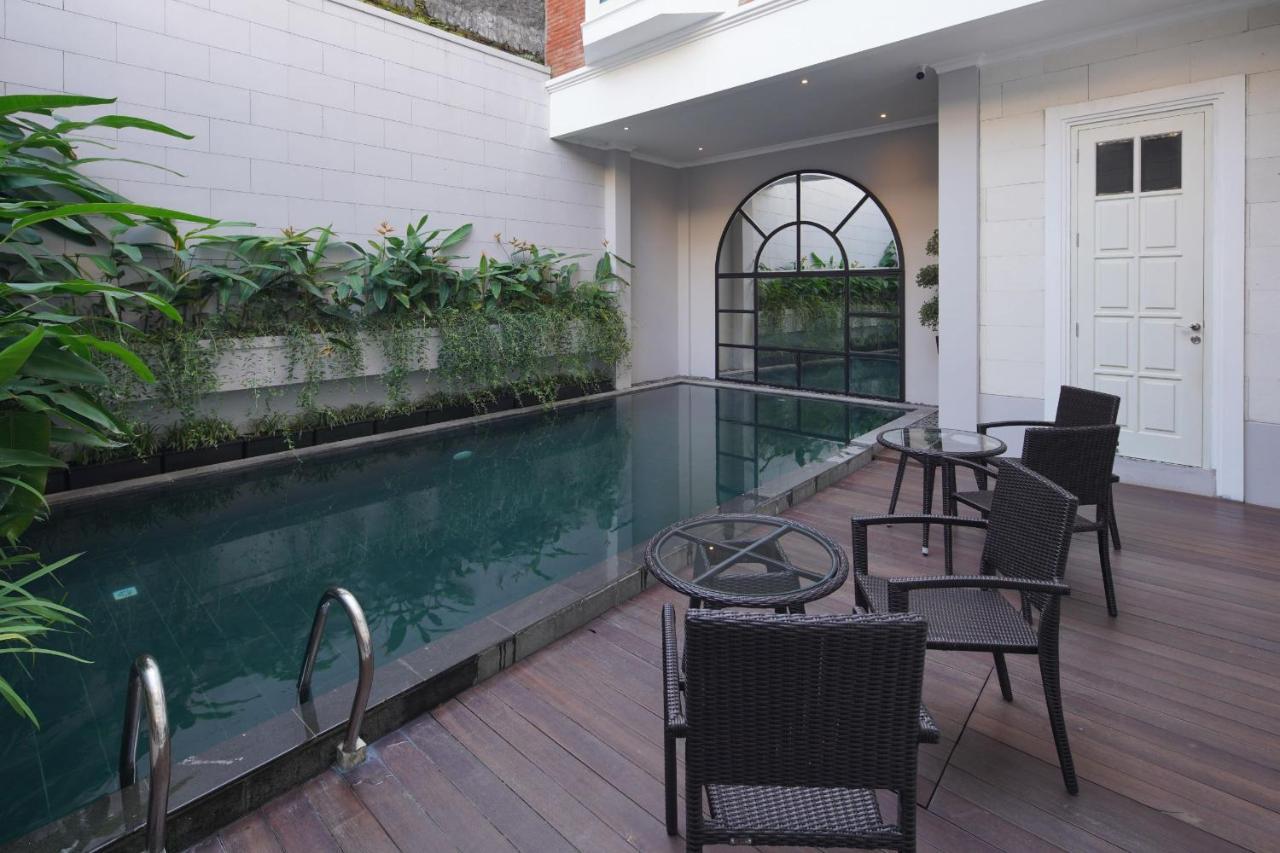The Folk Hotel Kejayan Bagian luar foto